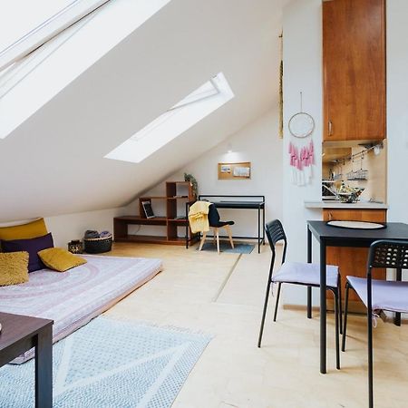 Happynest In Old Town Apartment Krakow Bagian luar foto
