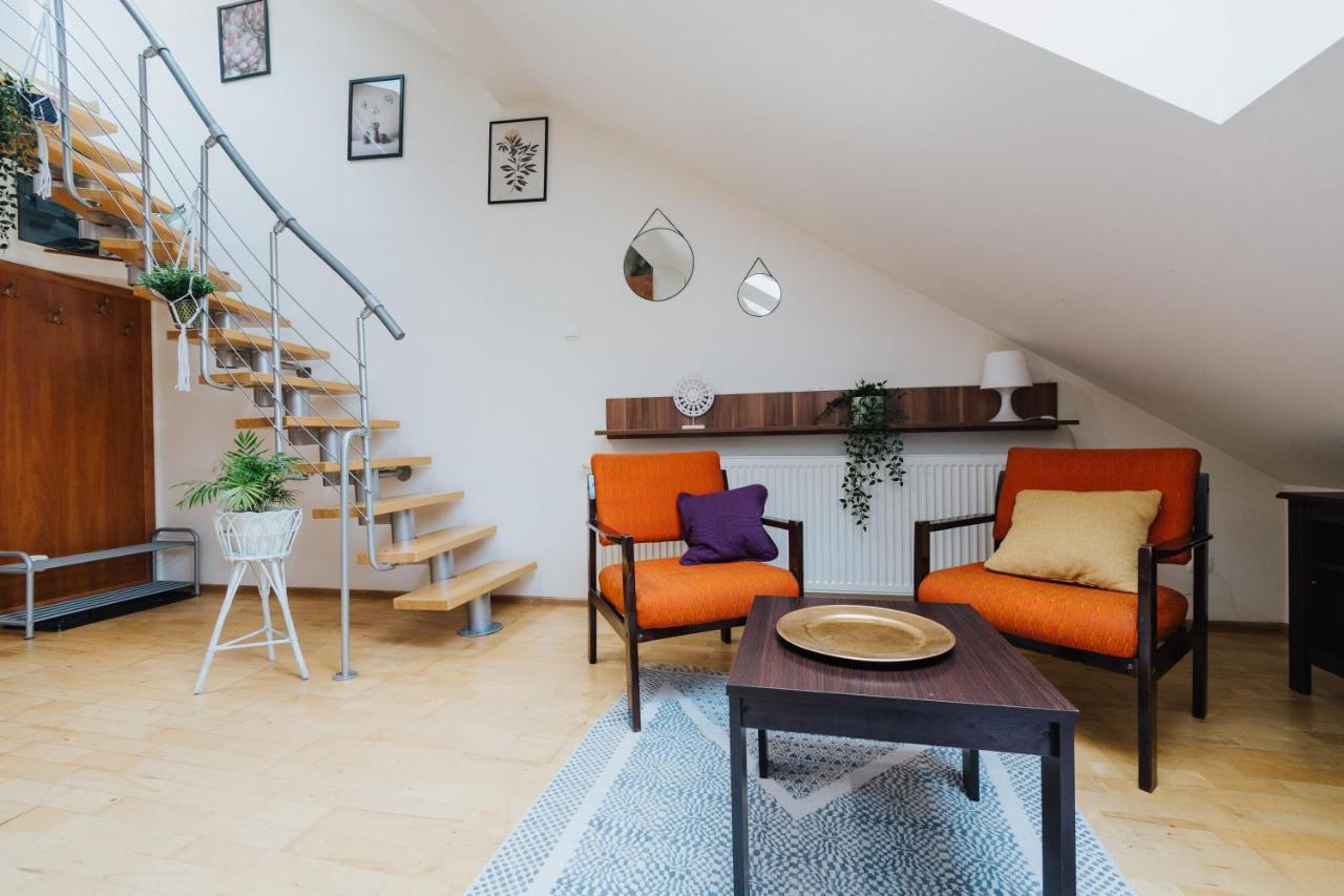 Happynest In Old Town Apartment Krakow Bagian luar foto