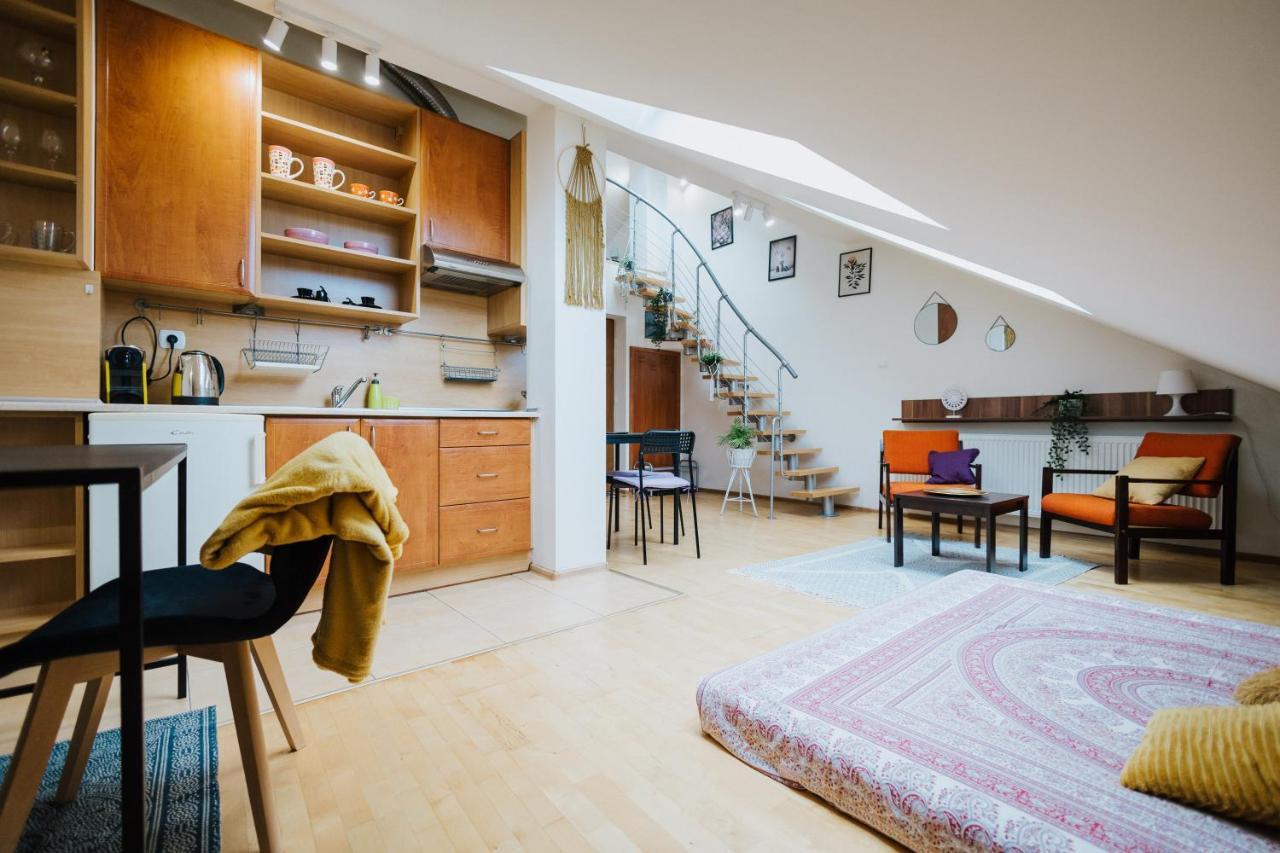 Happynest In Old Town Apartment Krakow Bagian luar foto